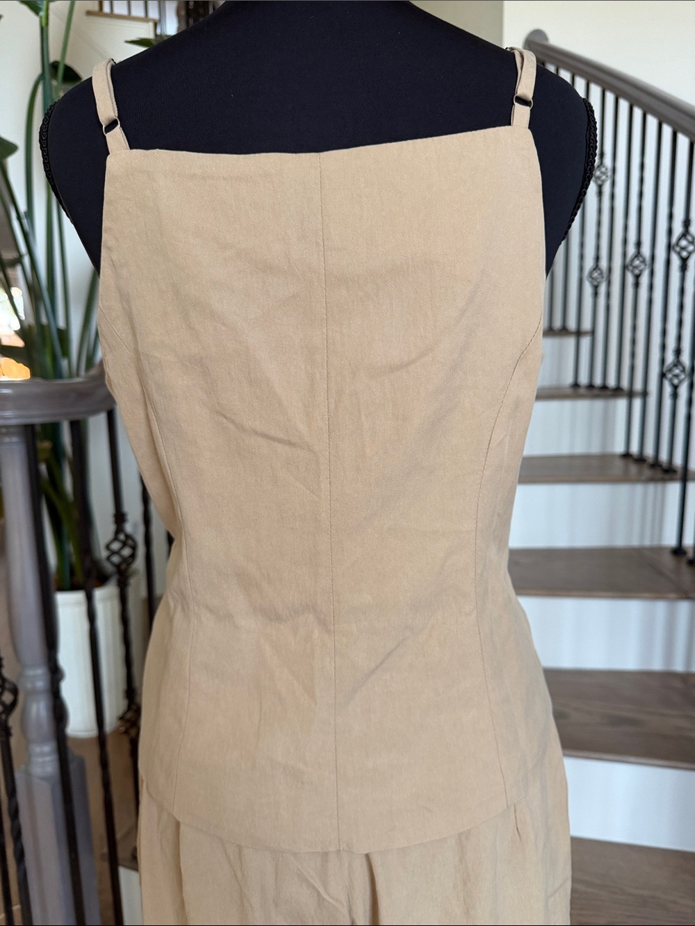 NWT Mable Beige Wide-Leg Pant Set with Button-Front Top (Medium) - Picture 6 of 10